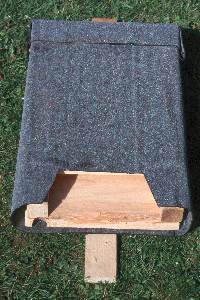 Einfacher Flachkasten aus Weichholzbrettern Einfacher Flachkasten aus Weichholzbrettern